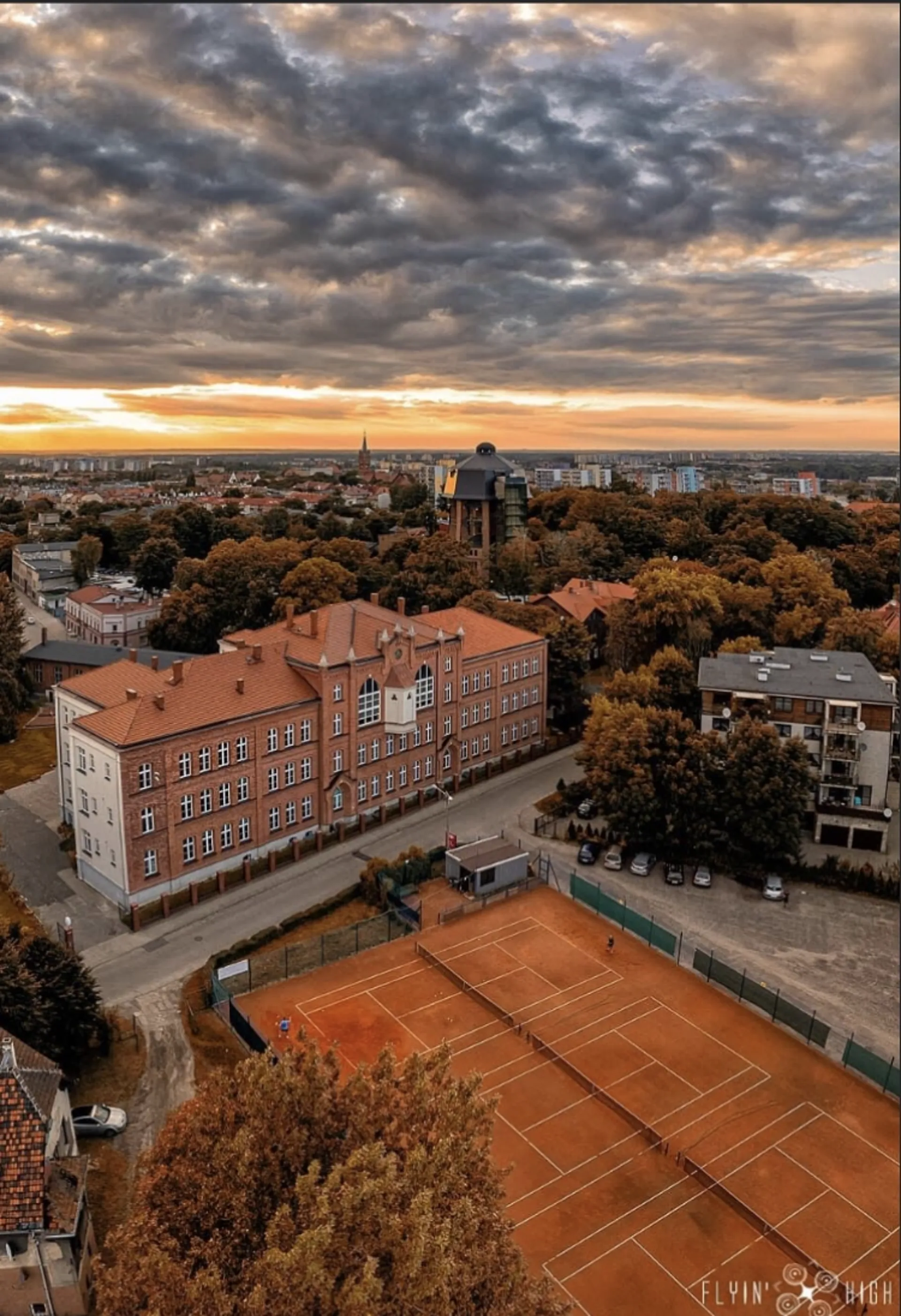 Korty tenisowe UKS 3 Tennis Club Zabrze — drugie ujęcie